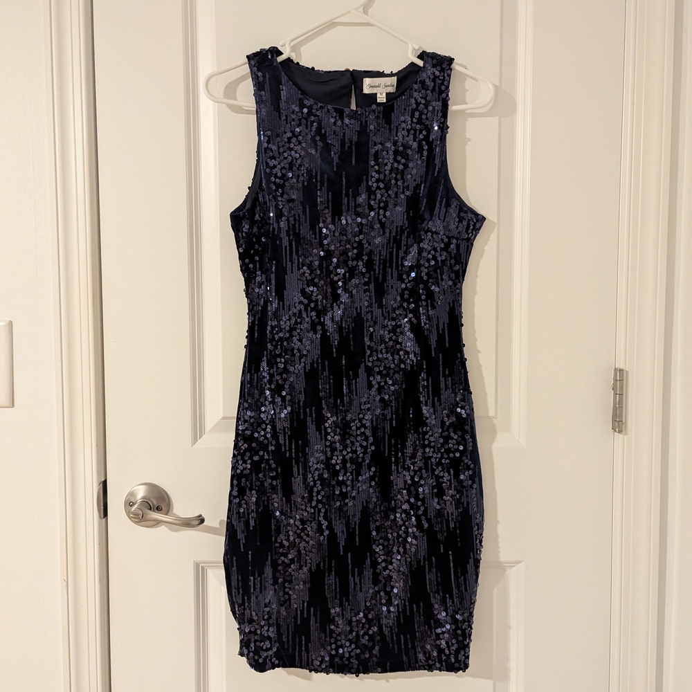 Emerald Sundae Elegant Navy Sequin Dress, M